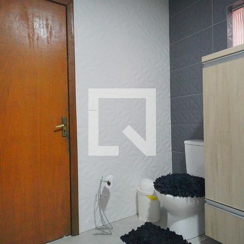Casa à venda com 249m², 3 quartos e 2 vagas Casa à venda com 249m², 3 quartos e 2 vagasBanheiro 1
