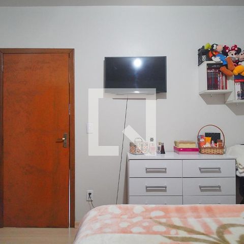 Casa à venda com 249m², 3 quartos e 2 vagas Casa à venda com 249m², 3 quartos e 2 vagasQuarto 3