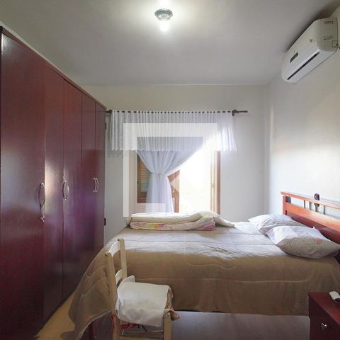Casa à venda com 249m², 3 quartos e 2 vagas Casa à venda com 249m², 3 quartos e 2 vagasSuíte