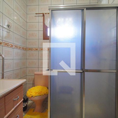 Casa à venda com 249m², 3 quartos e 2 vagas Casa à venda com 249m², 3 quartos e 2 vagasBanheiro da Suíte