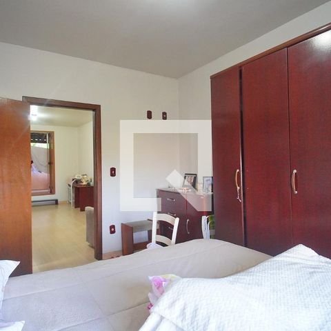 Casa à venda com 249m², 3 quartos e 2 vagas Casa à venda com 249m², 3 quartos e 2 vagasSuíte