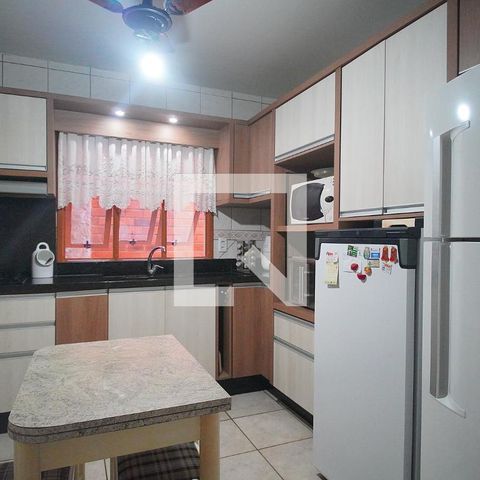 Casa à venda com 249m², 3 quartos e 2 vagas Casa à venda com 249m², 3 quartos e 2 vagasCozinha
