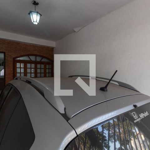 Casa à venda com 100m², 4 quartos e 1 vaga Casa à venda com 100m², 4 quartos e 1 vagaGaragem