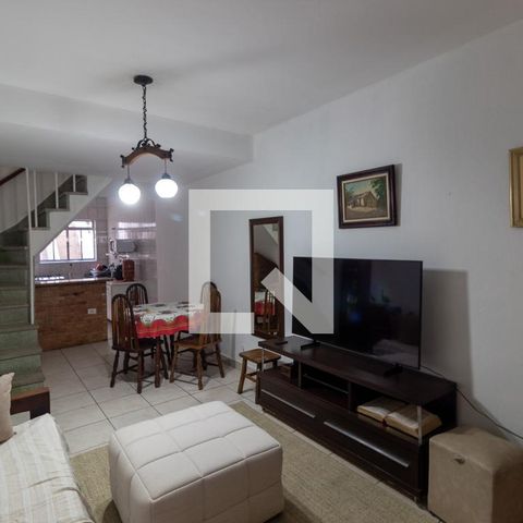 Casa à venda com 100m², 4 quartos e 1 vaga Casa à venda com 100m², 4 quartos e 1 vagaSala de estar/Sala de jantar