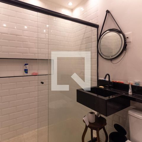 Casa à venda com 100m², 4 quartos e 1 vaga Casa à venda com 100m², 4 quartos e 1 vagaBanheiro Social