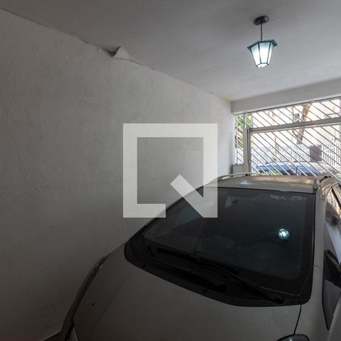 Casa à venda com 100m², 4 quartos e 1 vaga Casa à venda com 100m², 4 quartos e 1 vagaGaragem