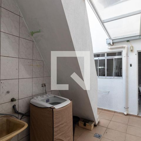 Casa à venda com 100m², 4 quartos e 1 vaga Casa à venda com 100m², 4 quartos e 1 vagaÁrea de Serviço