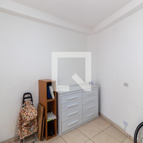 Casa à venda com 100m², 4 quartos e 1 vaga Casa à venda com 100m², 4 quartos e 1 vagaQuarto 1