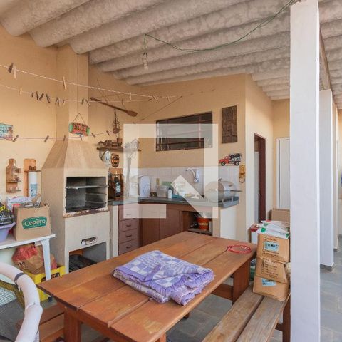 Casa à venda com 210m², 2 quartos e 4 vagas Casa à venda com 210m², 2 quartos e 4 vagasChurrasqueira