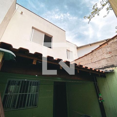 Casa à venda com 110m², 3 quartos e 2 vagasQuintal