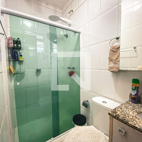 Casa à venda com 110m², 3 quartos e 2 vagasBanheiro