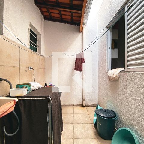 Casa à venda com 110m², 3 quartos e 2 vagasÁrea de Serviço
