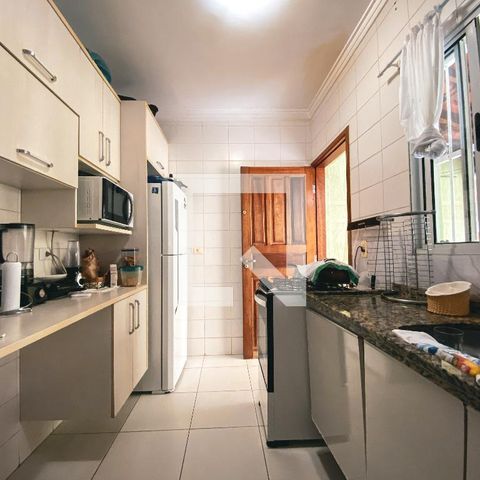 Casa à venda com 110m², 3 quartos e 2 vagasCozinha