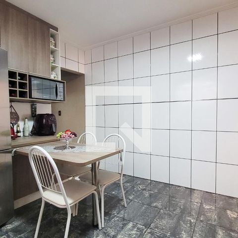 Casa à venda com 170m², 3 quartos e 2 vagas Casa à venda com 170m², 3 quartos e 2 vagasCozinha