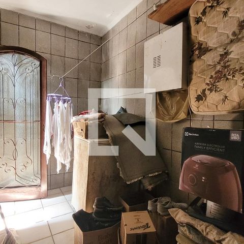 Casa à venda com 170m², 3 quartos e 2 vagas Casa à venda com 170m², 3 quartos e 2 vagasQuarto de serviço