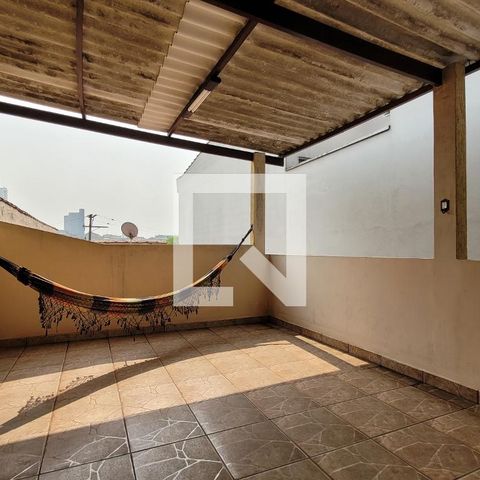 Casa à venda com 170m², 3 quartos e 2 vagas Casa à venda com 170m², 3 quartos e 2 vagasCobertura