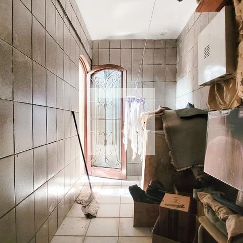 Casa à venda com 170m², 3 quartos e 2 vagas Casa à venda com 170m², 3 quartos e 2 vagasQuarto de serviço