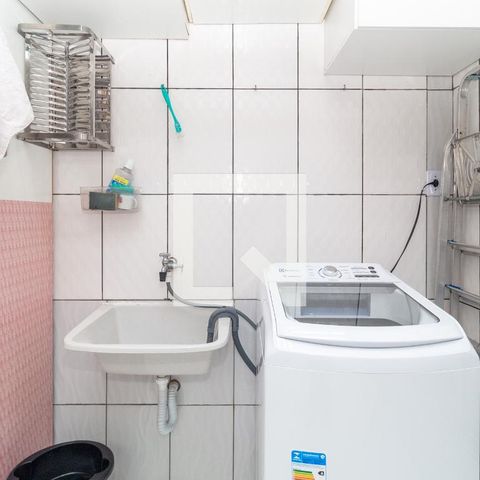 Casa à venda com 112m², 3 quartos e 2 vagasÁrea de Serviço