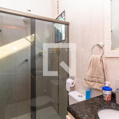 Casa à venda com 112m², 3 quartos e 2 vagasBanheiro da Suíte 1
