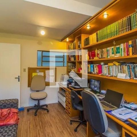 Casa à venda com 500m², 3 quartos e 4 vagasQuarto 1