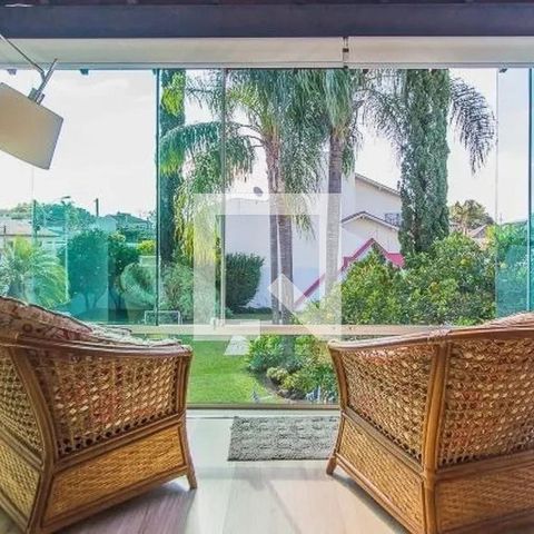 Casa à venda com 500m², 3 quartos e 4 vagasSala 2