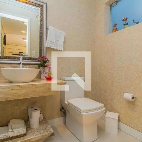 Casa à venda com 500m², 3 quartos e 4 vagasLavabo