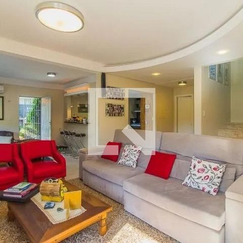 Casa à venda com 500m², 3 quartos e 4 vagasSala