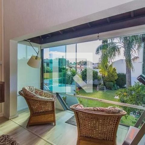 Casa à venda com 500m², 3 quartos e 4 vagasSala 2