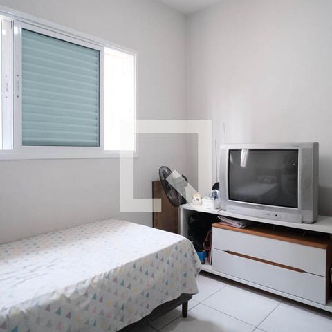 Casa à venda com 100m², 3 quartos e 2 vagas Casa à venda com 100m², 3 quartos e 2 vagasQuarto