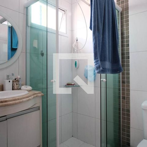 Casa à venda com 100m², 3 quartos e 2 vagas Casa à venda com 100m², 3 quartos e 2 vagasBanheiro