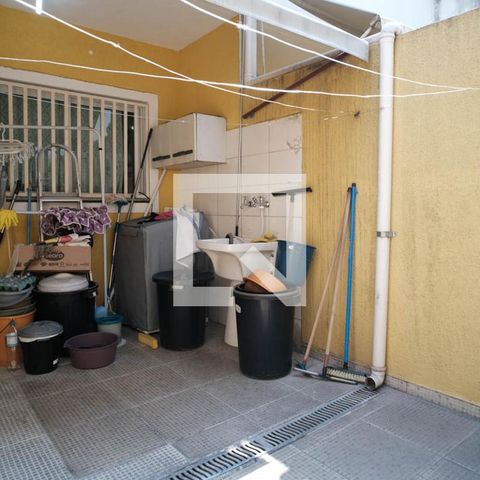 Casa à venda com 100m², 3 quartos e 2 vagas Casa à venda com 100m², 3 quartos e 2 vagasÁrea comum