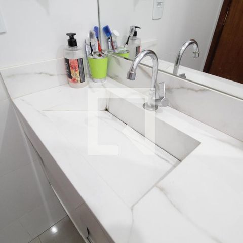 Casa para alugar com 120m², 2 quartos e 2 vagasBanheiro Suíte