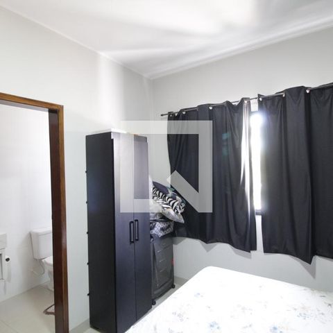 Casa para alugar com 120m², 2 quartos e 2 vagasQuarto 1 - Suíte
