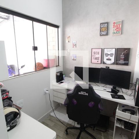 Casa para alugar com 120m², 2 quartos e 2 vagasQuarto de serviço/Escritório