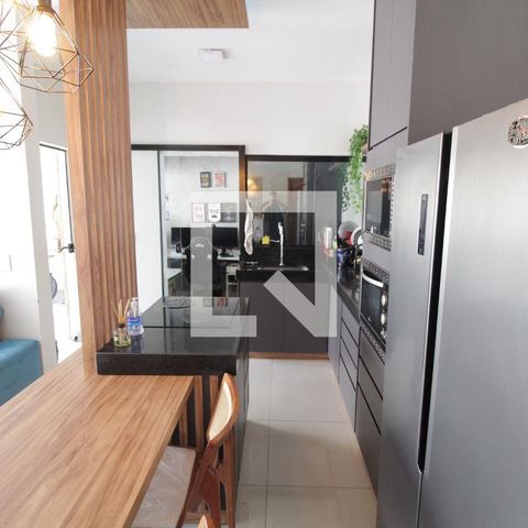 Casa para alugar com 120m², 2 quartos e 2 vagasCozinha