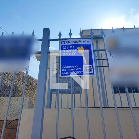 Casa à venda com 300m², 3 quartos e 1 vaga Casa à venda com 300m², 3 quartos e 1 vagaPLACA INSTALADA NA FACHADA