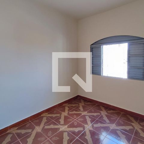 Casa à venda com 300m², 3 quartos e 1 vaga Casa à venda com 300m², 3 quartos e 1 vagaQuarto 1