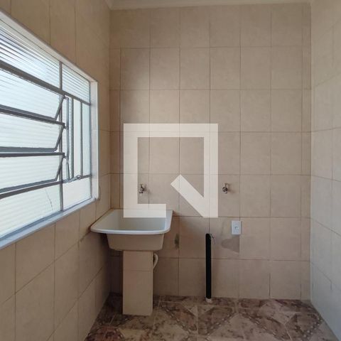 Casa à venda com 300m², 3 quartos e 1 vaga Casa à venda com 300m², 3 quartos e 1 vagaÁrea de Serviço