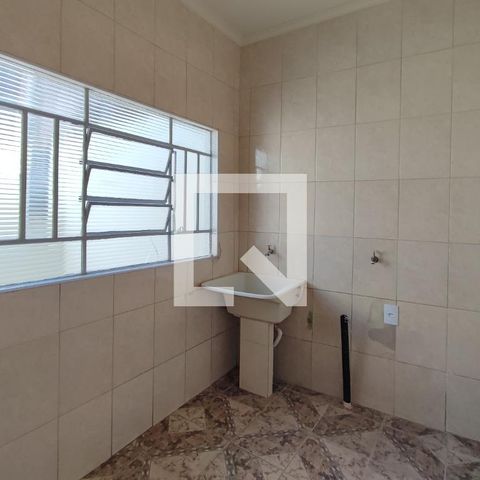Casa à venda com 300m², 3 quartos e 1 vaga Casa à venda com 300m², 3 quartos e 1 vagaÁrea de Serviço