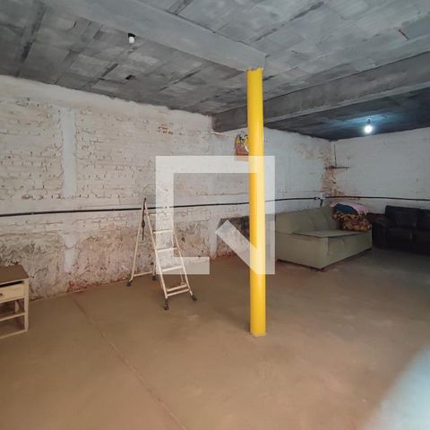 Casa à venda com 200m², 4 quartos e 2 vagas Casa à venda com 200m², 4 quartos e 2 vagasQuintal
