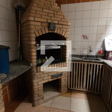 Casa à venda com 150m², 2 quartos e 2 vagasChurrasqueira