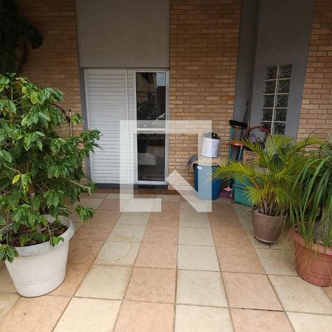 Casa à venda com 150m², 2 quartos e 2 vagasVaranda