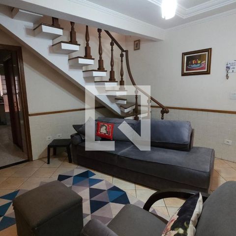 Casa à venda com 150m², 2 quartos e 2 vagasSala