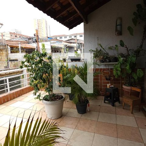 Casa à venda com 150m², 2 quartos e 2 vagasVaranda