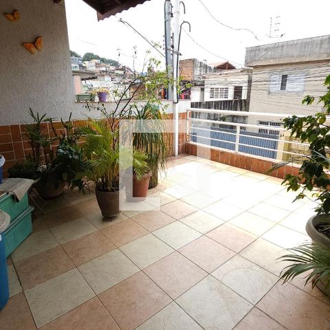 Casa à venda com 150m², 2 quartos e 2 vagasVaranda
