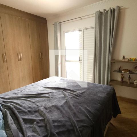 Casa à venda com 150m², 2 quartos e 2 vagasQuarto 2 - suíte com varanda