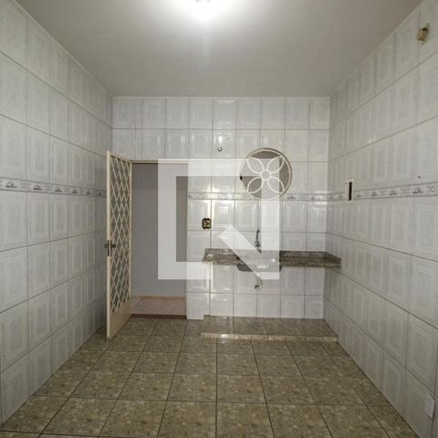 Casa à venda com 350m², 5 quartos e 2 vagasCozinha 