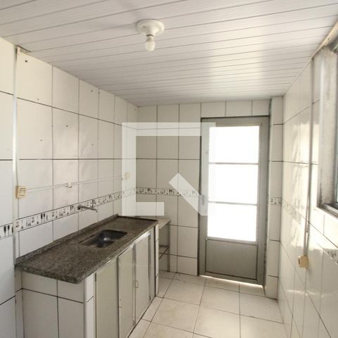 Casa à venda com 350m², 5 quartos e 2 vagasCozinha 