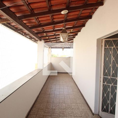 Casa à venda com 350m², 5 quartos e 2 vagasVaranda 