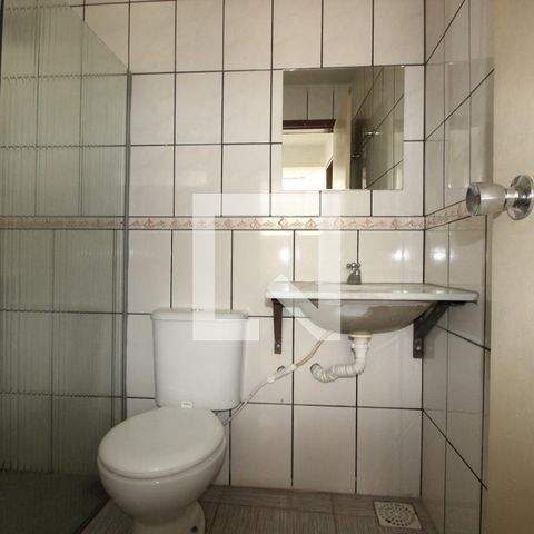 Casa à venda com 350m², 5 quartos e 2 vagasBanheiro 